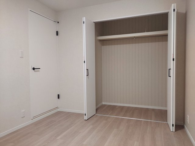 エンゼルハイム宝塚第5の洋室|フリールーム（納戸）約5.5帖