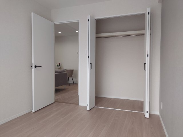 エンゼルハイム宝塚第5の洋室|洋室約6帖