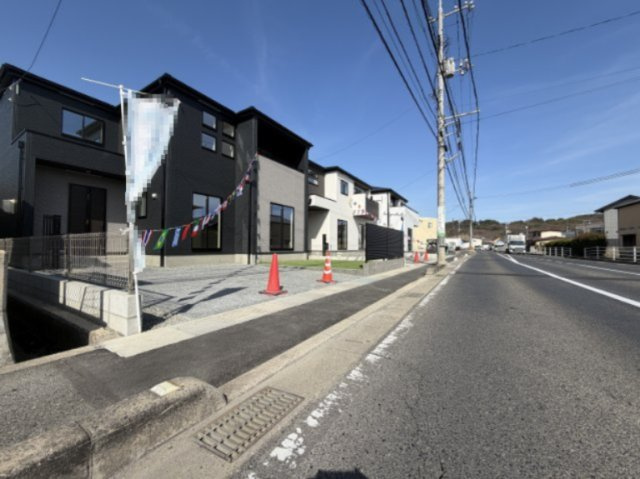 【前面道路含む現地写真】 | グラファーレ倉敷市中庄団地 (全3棟)