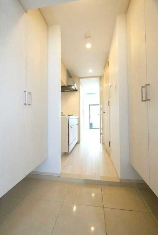 PREMIUM CUBE G 駒沢大学　駅近　ネット無料　ペット相談可の玄関