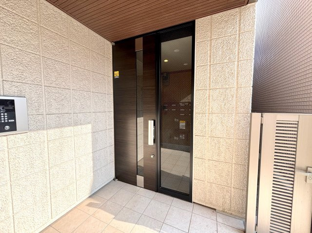 ボヌール経堂のエントランス