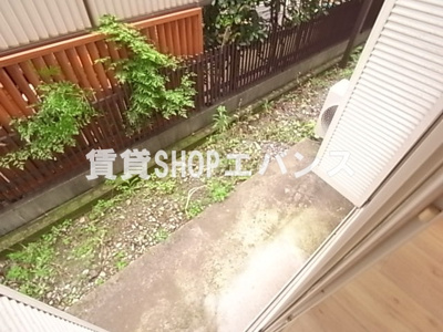 【バルコニー】 | スタディオルイ | たくさん洗濯物が干せる広々バルコニー。