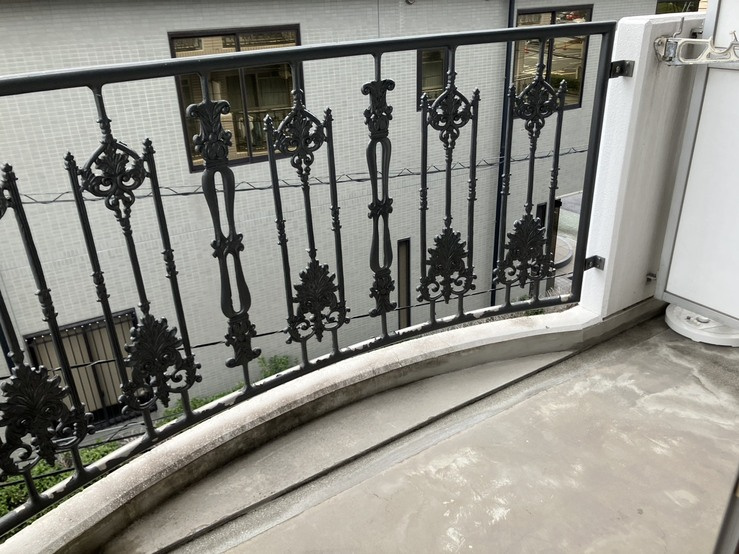 エスティージュンのバルコニー