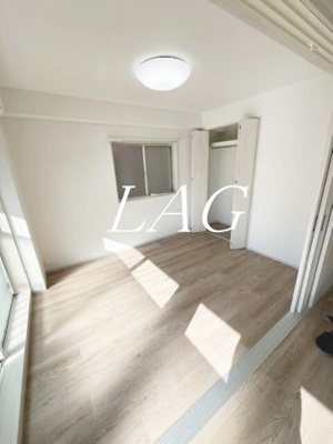 【居間・リビング】 | 吉川マンション | 洋室のお部屋です。