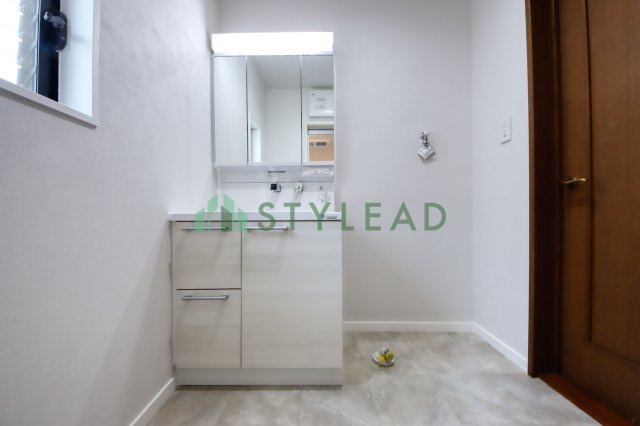 【独立洗面台】