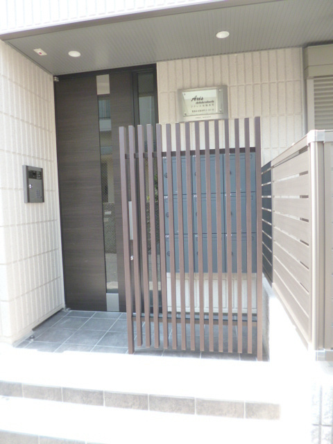アクシス池袋本町のエントランス|★オートロック付きのエントランス★
