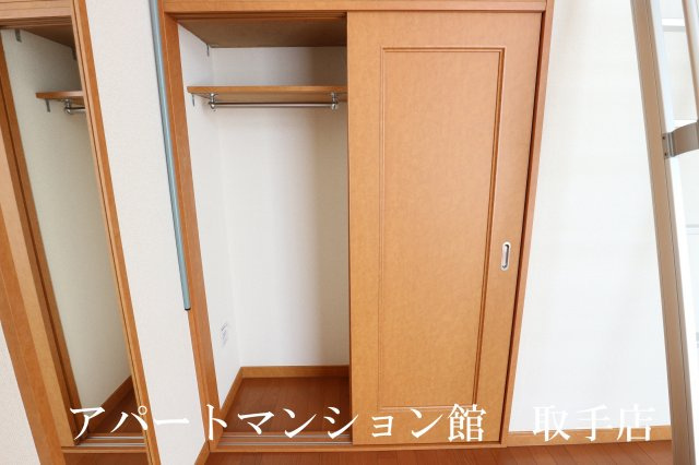 レオパレスクレストの収納