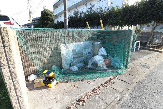 レオパレスフェリーチェ南新木のその他共用部分