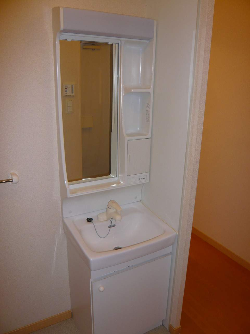 レオパレスフェリーチェ南新木の独立洗面台|画像8