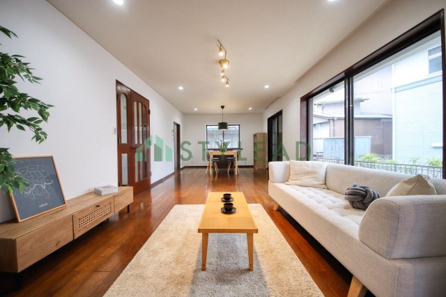 【居間・リビング】