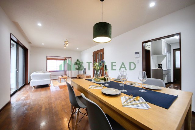 【居間・リビング】