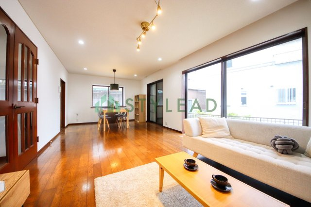 【居間・リビング】