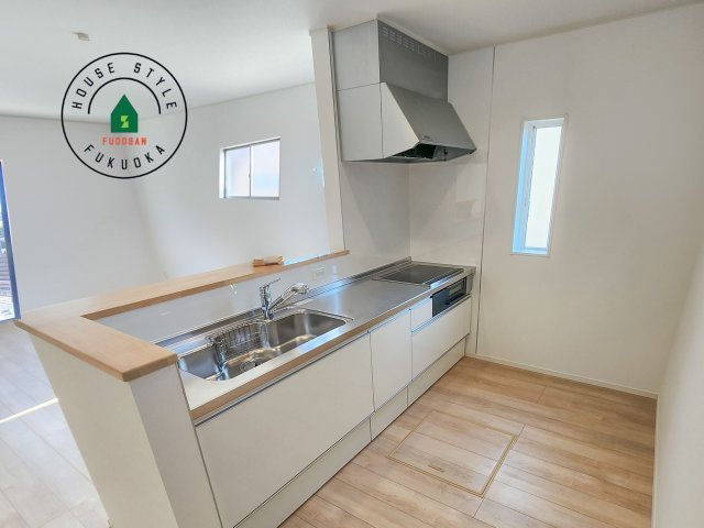 福岡市南区野多目6丁目第5-1棟（1号棟）の内観：施工例|忙しい朝でも家族揃って食事をしたいゆとりあるダイニングスペース。