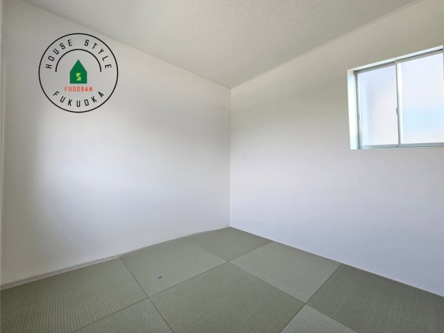 福岡市南区野多目6丁目第5-1棟（1号棟）の内観：施工例|和室を上手に活用すると暮らし方の幅が広がります。例えば普段は開け放して、子供の小さいうちはお昼寝や遊びのスペースに。畳はソフトなので転んでもケガをしにくく安心です