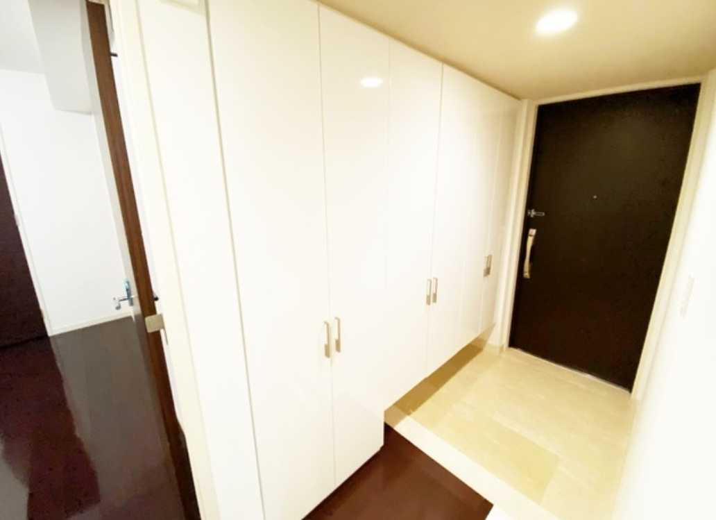 KWレジデンス桜新町　ペット相談　床暖房　礼金0の玄関