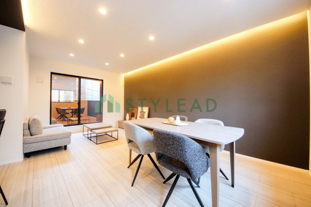 【居間・リビング】