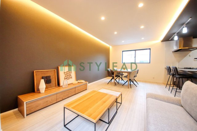 【居間・リビング】