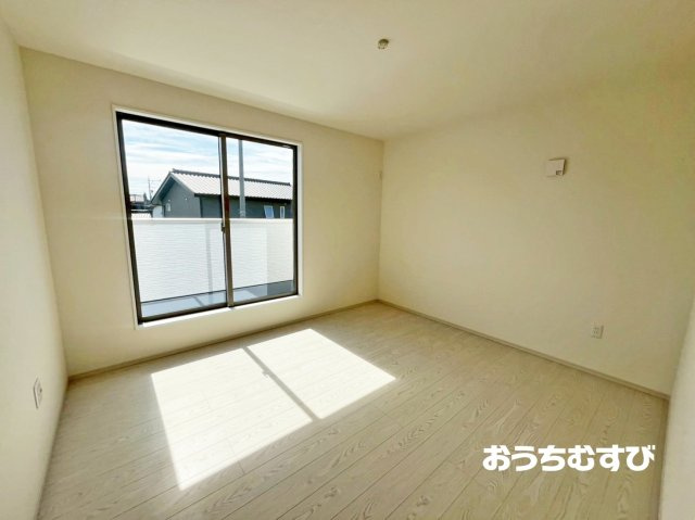 春日井市下津町2期(全2棟)の洋室
