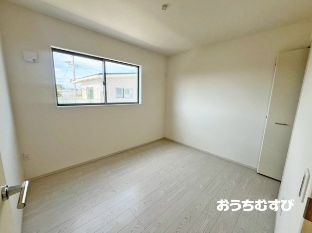 春日井市下津町2期(全2棟)の洋室