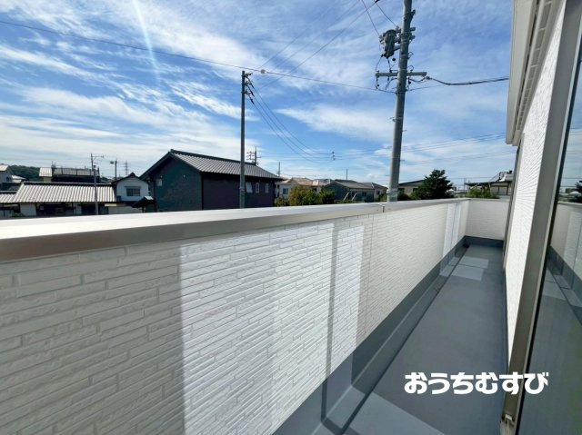 春日井市下津町2期(全2棟)のバルコニー