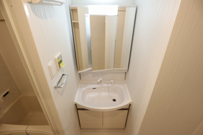 【洗面所】 | ラ・シックサヴォイ | シンプルで使いやすい洗面台です！