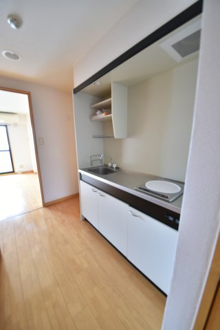 est brick kokusai dai maeのキッチン