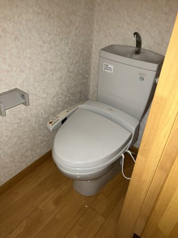 est brick kokusai dai maeのトイレ