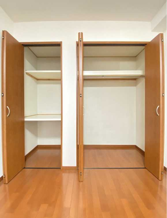 ソリッド大橋　駅近　角部屋　オートロックの収納