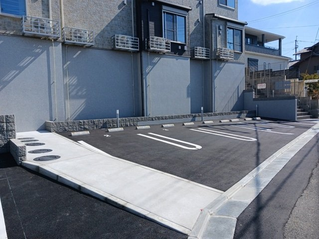 アルカンシエル・ベルⅡの駐車場|駐車スペースもあります