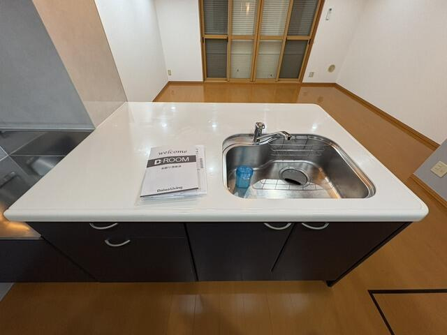 町田市真光寺２丁目のテラスのキッチン