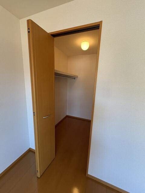 町田市真光寺２丁目のテラスの収納