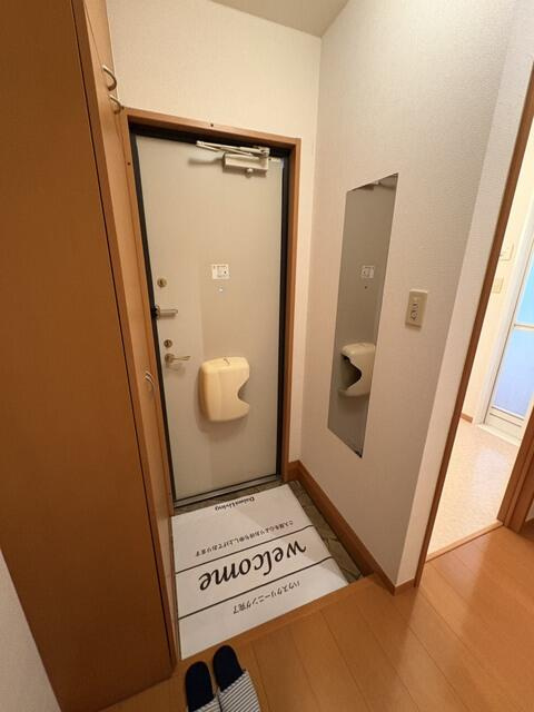 町田市真光寺２丁目のテラスの玄関