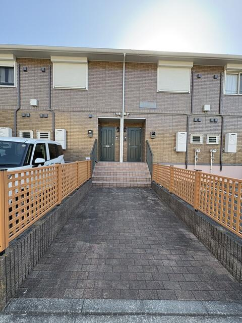 町田市真光寺２丁目のテラスのエントランス