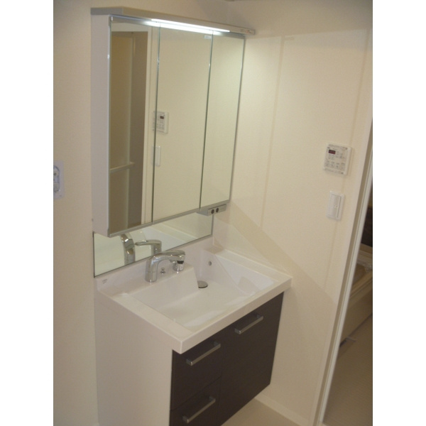 メルヴィーユの独立洗面台