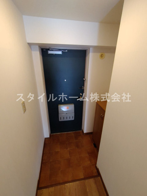 【玄関】 | アンピレイン | イメージ写真です。