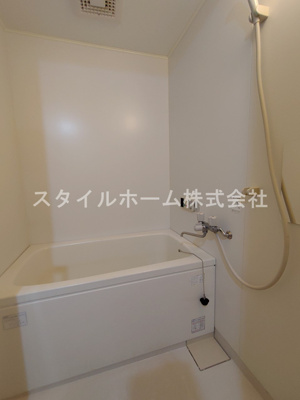 【浴室】 | アンピレイン | イメージ写真です。