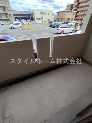 【バルコニー】 | アンピレイン | イメージ写真です。