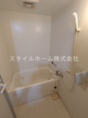 【浴室】 | アンピレイン | イメージ写真です。