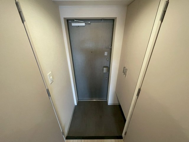 Alivis Shimo-Shinjo SoL TERRACEの玄関