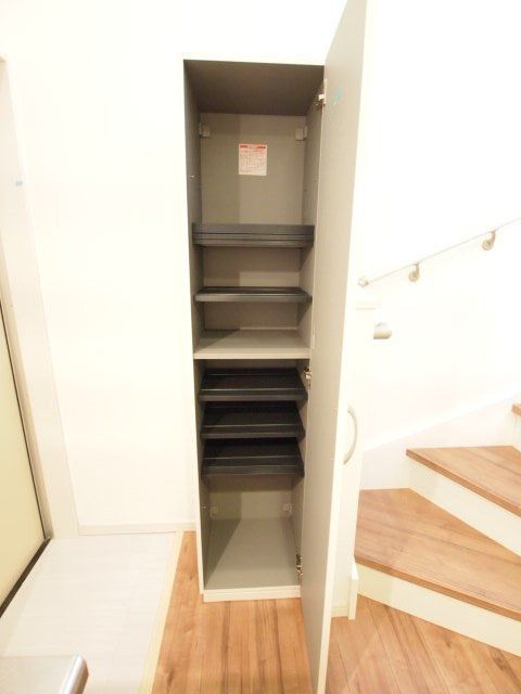 メゾン・ド・ルミナーレの収納