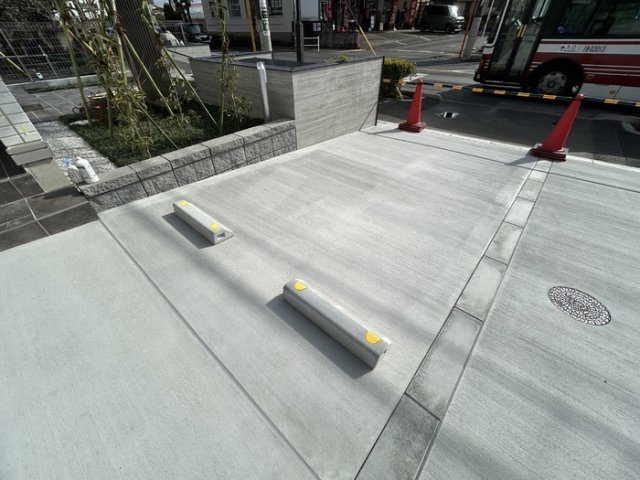 調布市国領町５丁目のアパートの駐車場