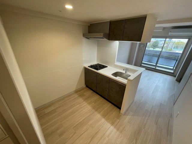 Alivis Shimo-Shinjo SoL TERRACEのキッチン