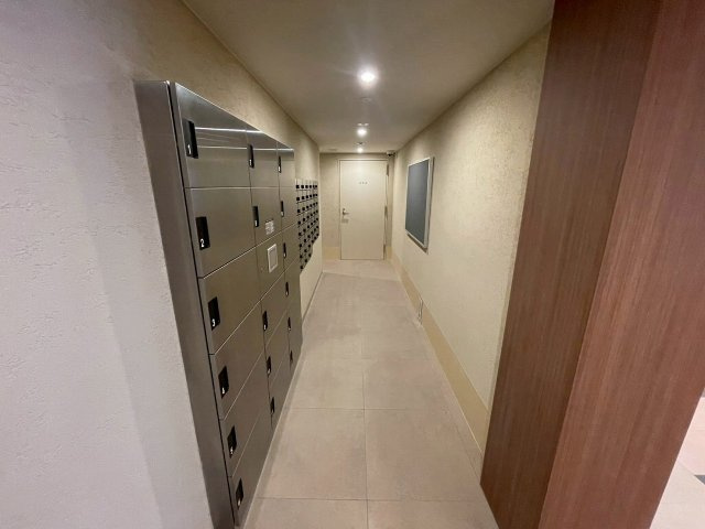 Alivis Shimo-Shinjo SoL TERRACEのロビー