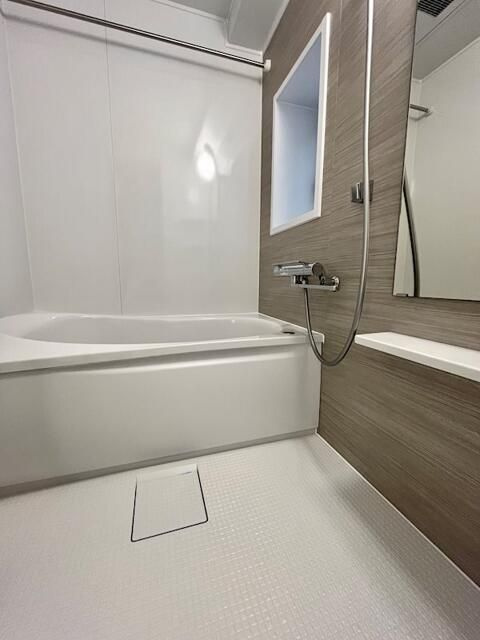 レジディア神田東の浴室