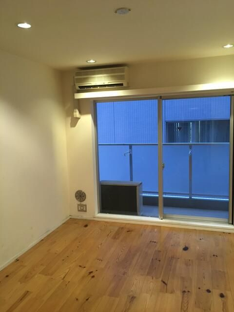 お茶の水Ｓ．Ｃ．ハウスの居間・リビング