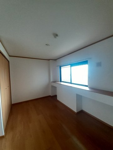 カーサグリーンⅡの内装|明るい色調の室内です