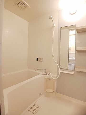 フェルマータⅡ　ＦＥＲＭＡＴＡの浴室|日々の疲れを癒すお風呂付です