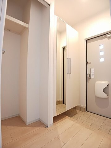 ボヌール岩橋　Ⅰの玄関|落ち着いた玄関です