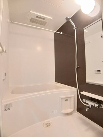 ボヌール岩橋　Ⅰの浴室|日々の疲れを癒すお風呂付です