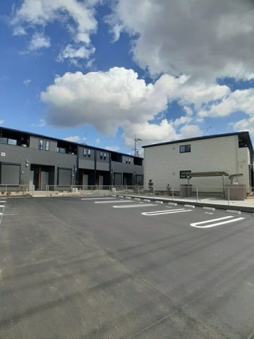 マ・メゾンⅠの駐車場|駐車場があるので、車を買う予定の方も安心です